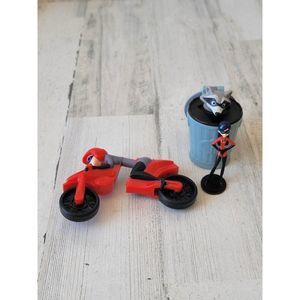Pixar Incredibles 2 Elastigirl raccoon trash can invisagirl play set toy figure